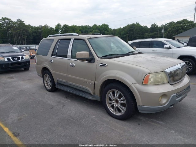45825025 :رقم المزاد ، 5LMFU27R04LJ04953 vin ، 2004 Lincoln Navigator مزاد بيع