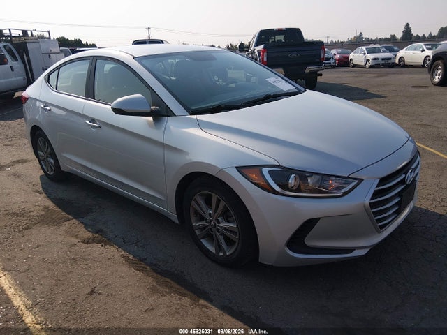 Продажа на аукционе авто 2018 Hyundai Elantra Sel, vin: 5NPD84LF9JH391932, номер лота: 45825031