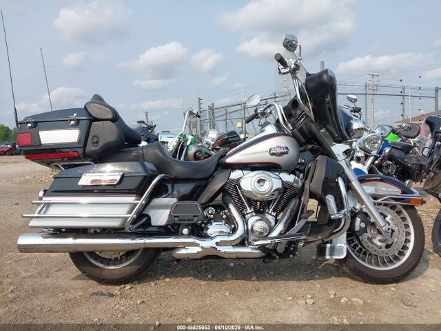 2010 Harley-davidson Flhtcu მანქანა იყიდება აუქციონზე, vin: 1HD1FC411AB619525, აუქციონის ნომერი: 45825053