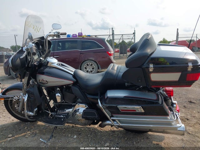 2010 Harley-davidson Flhtcu მანქანა იყიდება აუქციონზე, vin: 1HD1FC411AB619525, აუქციონის ნომერი: 45825053