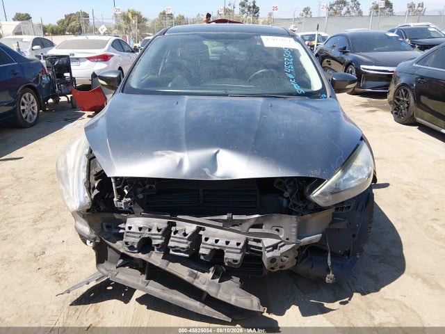 1FADP3N29JL303986 Ford Focus Titanium