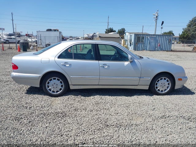Продаж на аукціоні авто 2000 Mercedes-benz E 320, vin: WDBJF65J4YB054956, номер лоту: 45825056