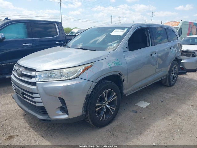 5TDZZRFH6JS280410 Toyota Highlander Le