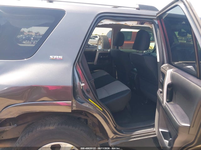 Toyota 4RUNNER SR5 2020 JTEBU5JR4L5757350 Image 8