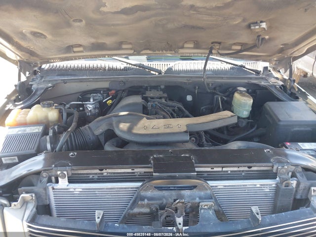 2002 Cadillac Escalade Standard მანქანა იყიდება აუქციონზე, vin: 1GYEK63N02R135885, აუქციონის ნომერი: 45825148