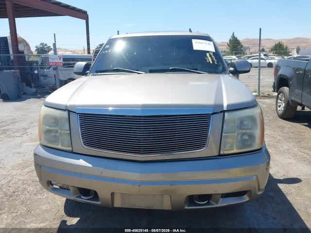 2002 Cadillac Escalade Standard მანქანა იყიდება აუქციონზე, vin: 1GYEK63N02R135885, აუქციონის ნომერი: 45825148