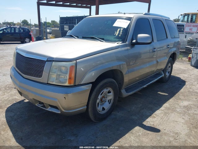 2002 Cadillac Escalade Standard მანქანა იყიდება აუქციონზე, vin: 1GYEK63N02R135885, აუქციონის ნომერი: 45825148
