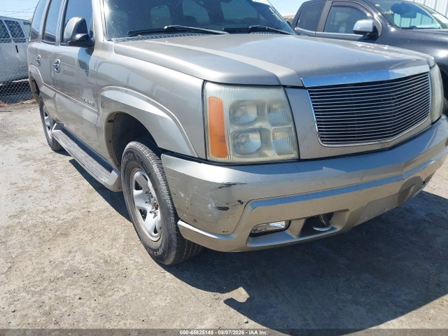 2002 Cadillac Escalade Standard მანქანა იყიდება აუქციონზე, vin: 1GYEK63N02R135885, აუქციონის ნომერი: 45825148