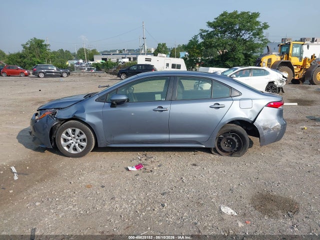 45825152 :رقم المزاد ، JTDEPMAEXN3009197 vin ، 2022 Toyota Corolla Le مزاد بيع