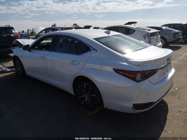 58ADA1C15SU074443 Lexus ES 300H