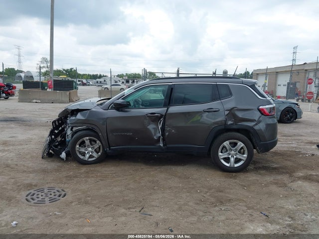 45825194 :رقم المزاد ، 3C4NJDBN9PT559109 vin ، 2023 Jeep Compass Latitude 4x4 مزاد بيع