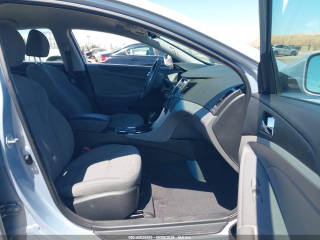 45825203 :رقم المزاد ، 5NPEB4AC1EH834112 vin ، 2014 Hyundai Sonata Gls مزاد بيع