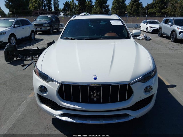 Aukcja sprzedaży 2017 Maserati Levante S, vin: ZN661YUL7HX237354, numer aukcji: 45825237
