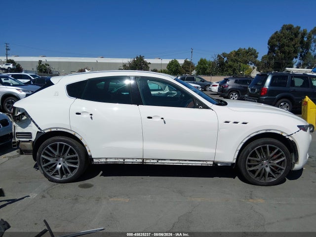 Aukcja sprzedaży 2017 Maserati Levante S, vin: ZN661YUL7HX237354, numer aukcji: 45825237