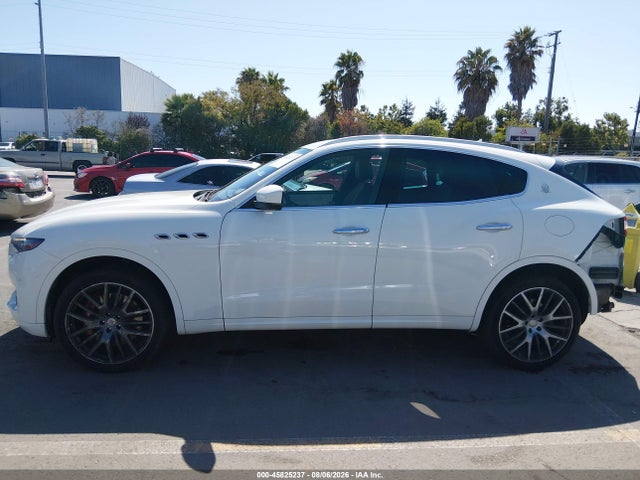 Aukcja sprzedaży 2017 Maserati Levante S, vin: ZN661YUL7HX237354, numer aukcji: 45825237