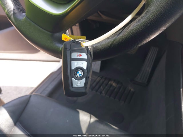 45825252 :رقم المزاد ، 5UXWZ7C33H0X42434 vin ، 2017 Bmw X3 Sdrive28i مزاد بيع