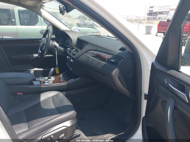 45825252 :رقم المزاد ، 5UXWZ7C33H0X42434 vin ، 2017 Bmw X3 Sdrive28i مزاد بيع