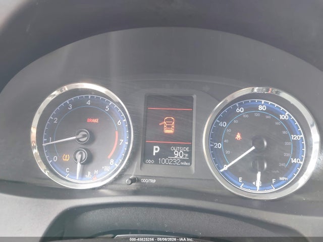 2017 Toyota Corolla Le მანქანა იყიდება აუქციონზე, vin: 5YFBURHE1HP674189, აუქციონის ნომერი: 45825256