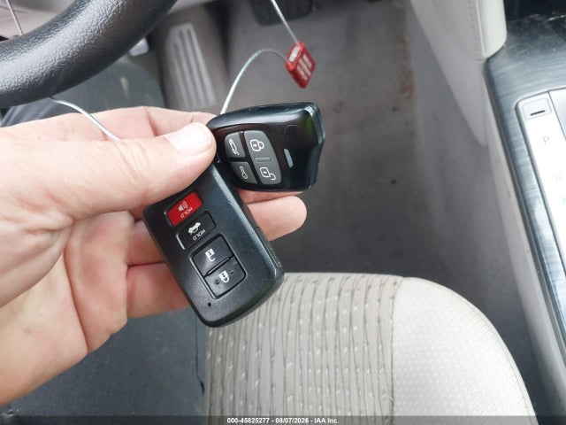 2012 Toyota Camry Hybrid Le მანქანა იყიდება აუქციონზე, vin: 4T1BD1FK2CU036292, აუქციონის ნომერი: 45825277