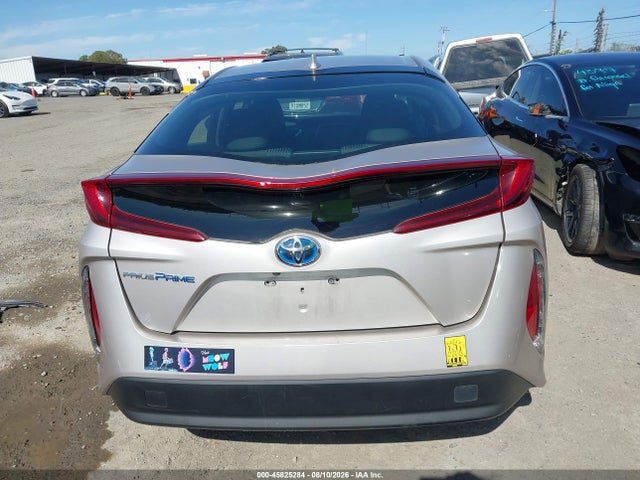 Toyota Prius Prime Plus 2017 JTDKARFP4H3038761 Image 17