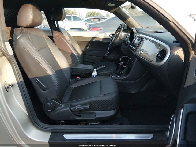 Продаж на аукціоні авто 2013 Volkswagen Beetle 2.5l, vin: 3VWJP7AT7DM621222, номер лоту: 45825309