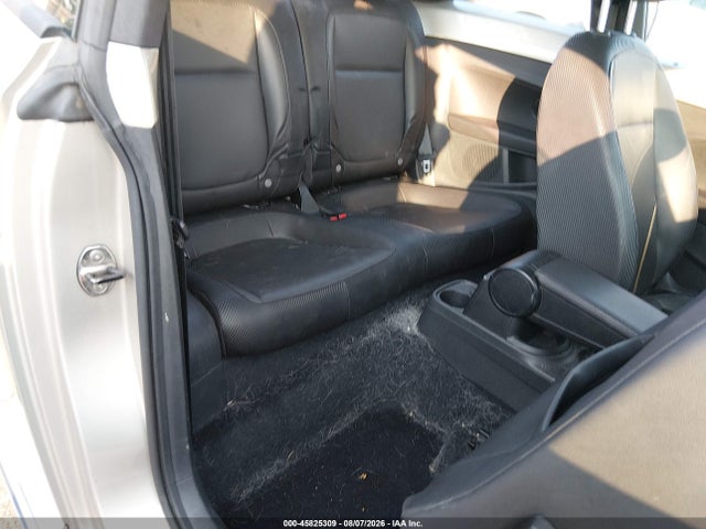Продаж на аукціоні авто 2013 Volkswagen Beetle 2.5l, vin: 3VWJP7AT7DM621222, номер лоту: 45825309