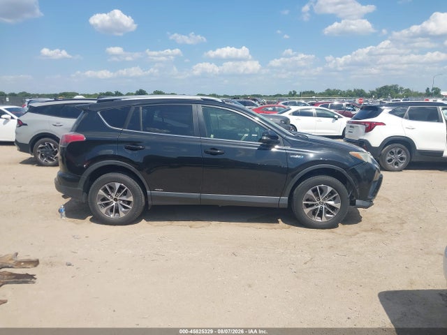 45825329 :رقم المزاد ، JTMRJREV2JD158119 vin ، 2018 Toyota Rav4 Hybrid Xle مزاد بيع