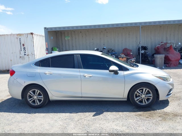 Chevrolet Cruze Lt Auto 2018 1G1BE5SM0J7147704 Image 13
