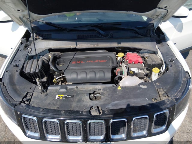 3C4NJCBBXKT614711 Jeep Compass Sun And Wheel Fwd