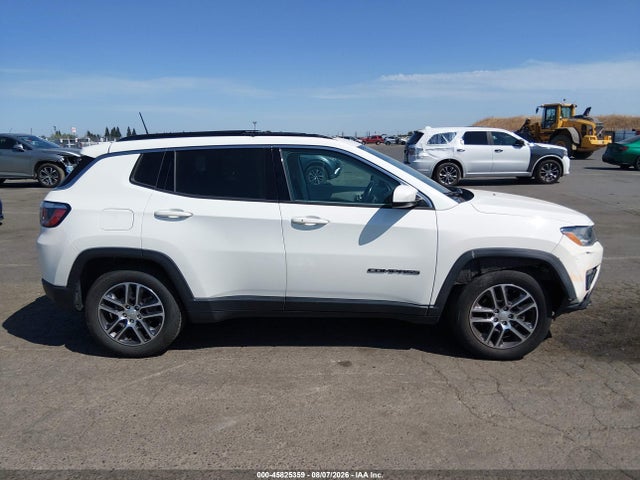 3C4NJCBBXKT614711 Jeep Compass Sun And Wheel Fwd