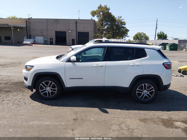 3C4NJCBBXKT614711 Jeep Compass Sun And Wheel Fwd