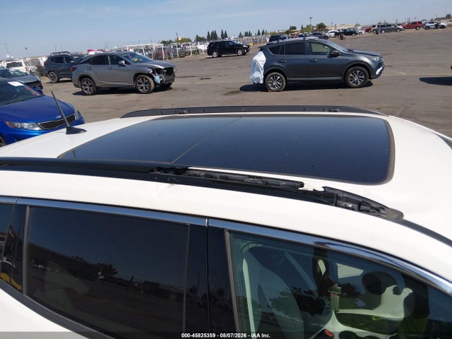 3C4NJCBBXKT614711 Jeep Compass Sun And Wheel Fwd