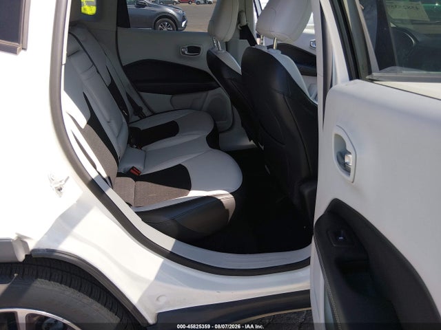3C4NJCBBXKT614711 Jeep Compass Sun And Wheel Fwd