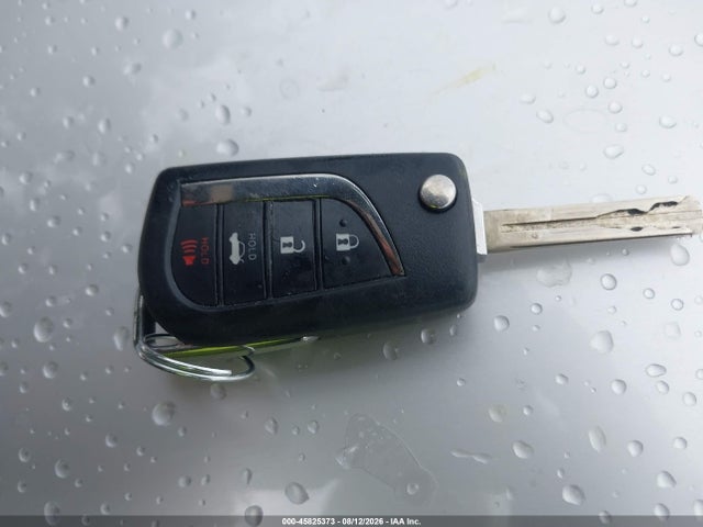 45825373 :رقم المزاد ، 5YFEPMAE9MP231896 vin ، 2021 Toyota Corolla Le مزاد بيع