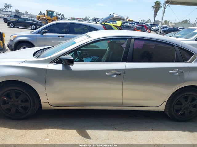 2013 Nissan Altima 2.5/s/sv/sl მანქანა იყიდება აუქციონზე, vin: 1N4AL3AP3DC106526, აუქციონის ნომერი: 45825412