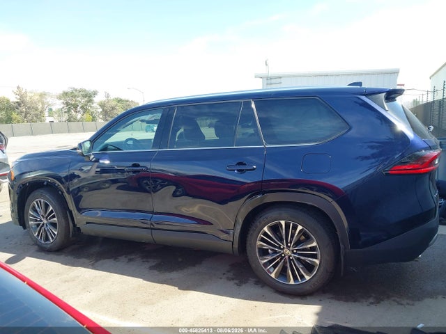 5TDADAB52TS040525 Toyota Grand Highlander Hybrid Max Platinum