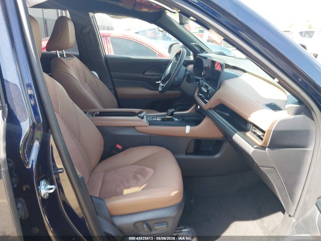 5TDADAB52TS040525 Toyota Grand Highlander Hybrid Max Platinum