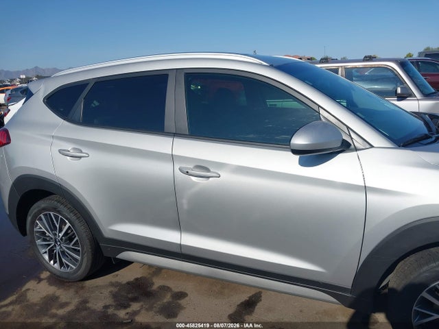 KM8J33AL4LU211684 Hyundai TUCSON SEL