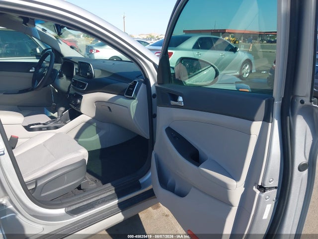 KM8J33AL4LU211684 Hyundai TUCSON SEL