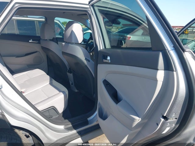 KM8J33AL4LU211684 Hyundai TUCSON SEL