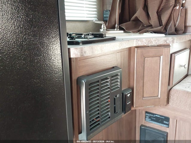Продажа на аукционе авто 2015 Forest River Other, vin: 4X4SSZ106FN105573, номер лота: 45825432