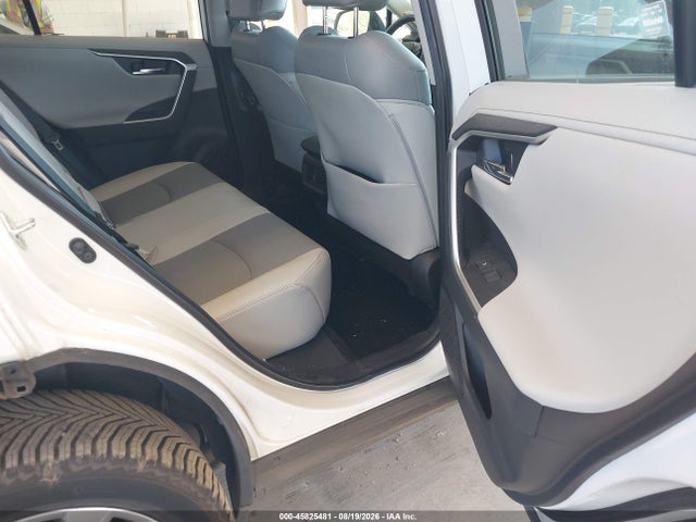 Toyota Rav4 Limited 2022 2T3N1RFV9NW325260 Image 8