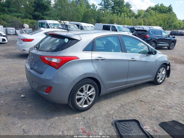 45825551 :رقم المزاد ، KMHD35LH2FU246679 vin ، 2015 Hyundai Elantra Gt مزاد بيع