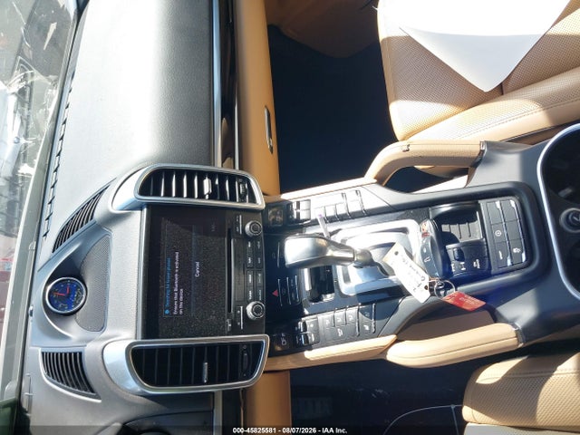 Продаж на аукціоні авто 2017 Porsche Cayenne Platinum Edition, vin: WP1AA2A26HKA91772, номер лоту: 45825581