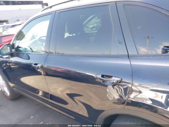 Продаж на аукціоні авто 2017 Porsche Cayenne Platinum Edition, vin: WP1AA2A26HKA91772, номер лоту: 45825581