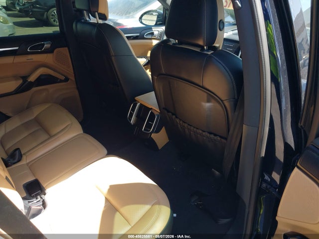 Продаж на аукціоні авто 2017 Porsche Cayenne Platinum Edition, vin: WP1AA2A26HKA91772, номер лоту: 45825581