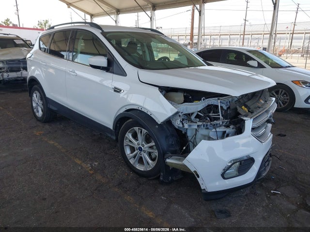 Продаж на аукціоні авто 2018 Ford Escape Se, vin: 1FMCU0GD6JUA05249, номер лоту: 45825614