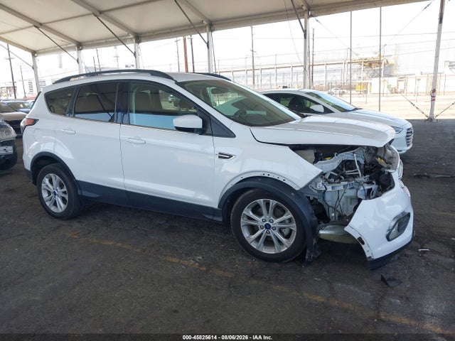 Продаж на аукціоні авто 2018 Ford Escape Se, vin: 1FMCU0GD6JUA05249, номер лоту: 45825614