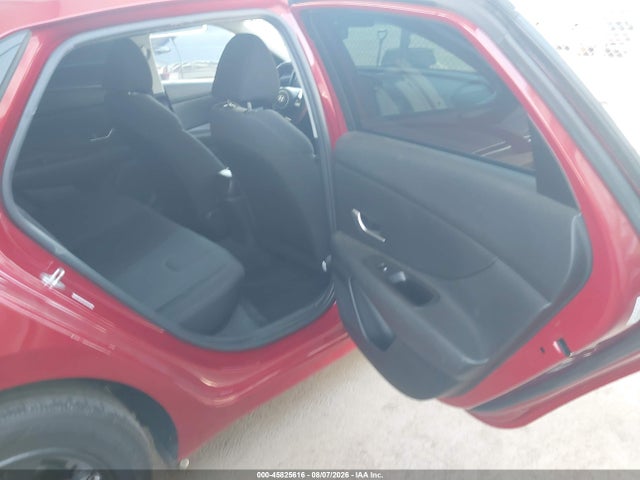 KMHLL4AG3MU198106 Hyundai ELANTRA SE