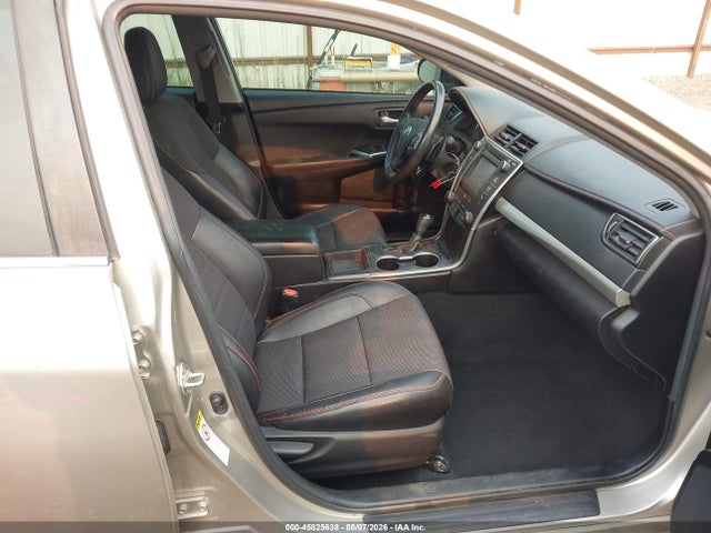 4T1BF1FK3HU349210 Toyota CAMRY SE